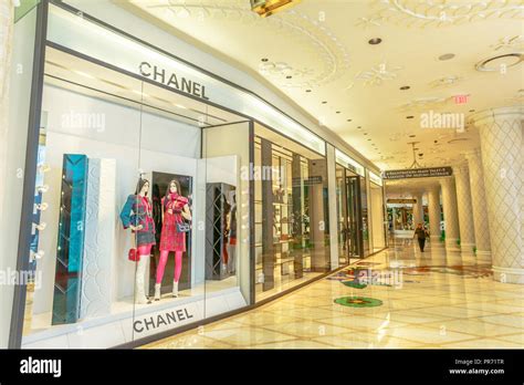 chanel boutique encore las vegas|Chanel wynn las vegas.